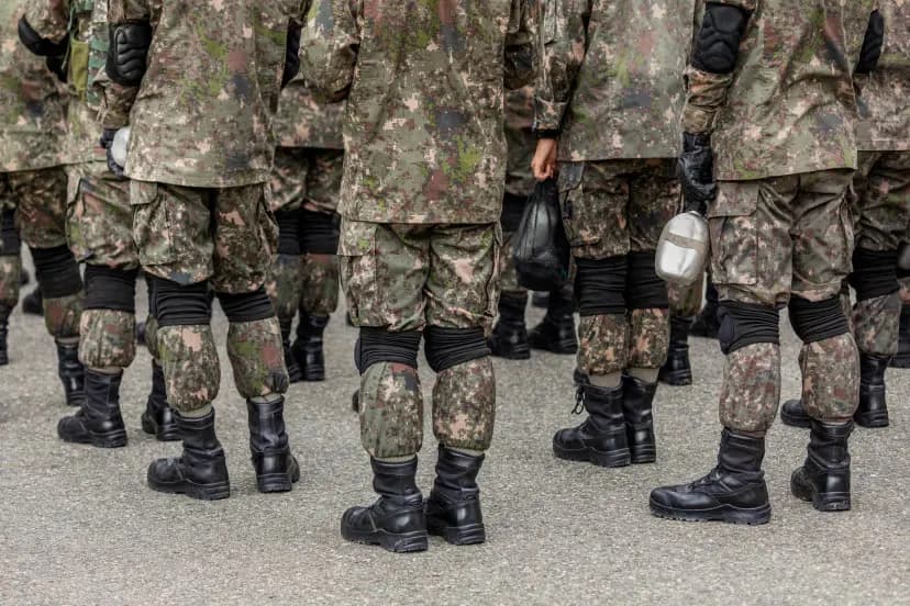 상관모욕죄 군사경찰조사 군형법제64조 상관성판단 군인징계 피해자합의