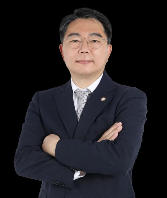 김민수변호사님
