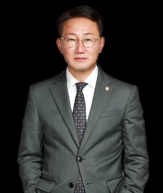 군전문변호사 박규석